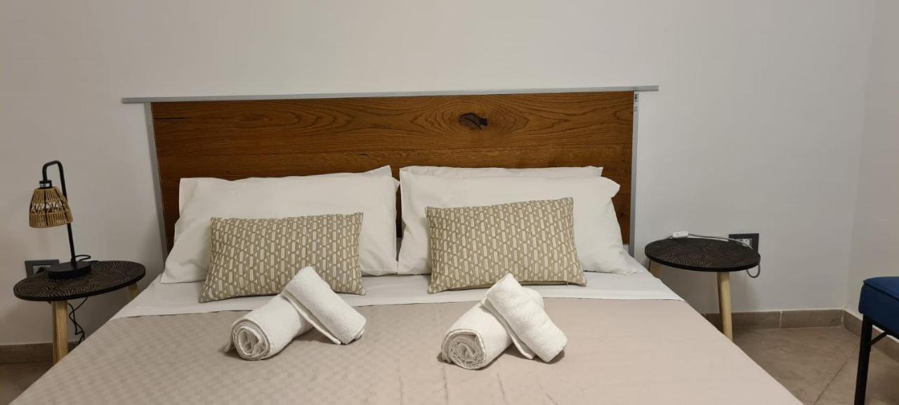 215 Addaura Luxury Room ปาแลร์โม ภายนอก รูปภาพ